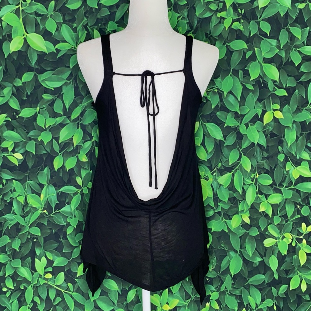 EMBELLISHED VINTAGE FASHION MODEL GRAPHIC TANK W/ OPEN BACK · SIZE S - Picture 2 of 5